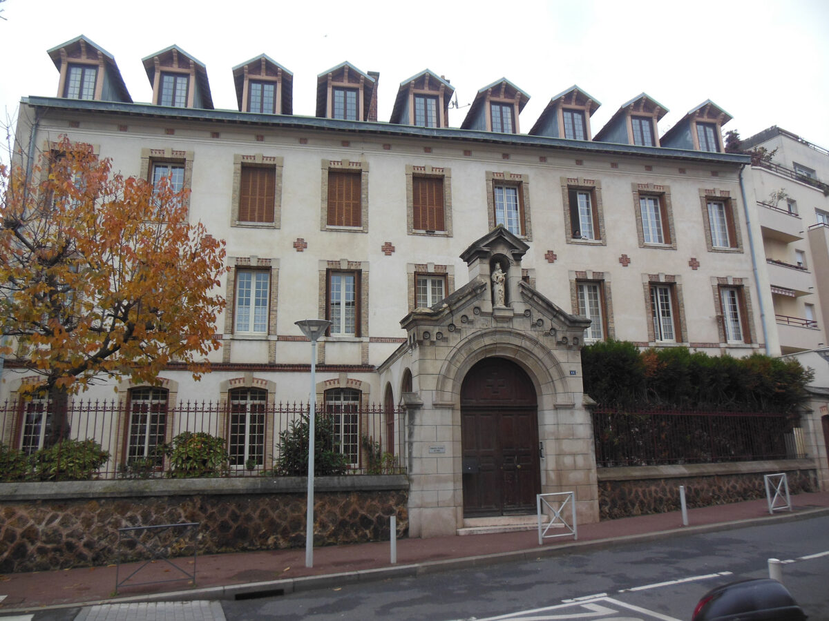 FRANCJA: Issy-les-Moulineaux, Archiwum Polskiej Misji Katolickiej we Francji